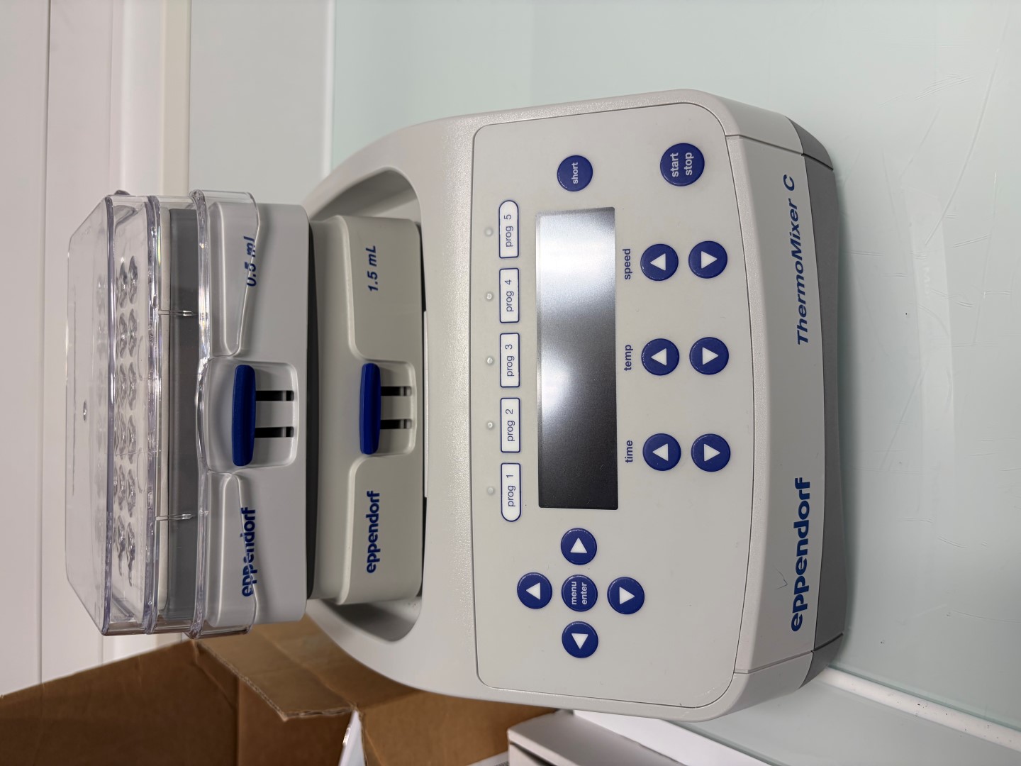 EPPENDORF ThermoMixer C - Thermoshaker / Heated Mixing Block